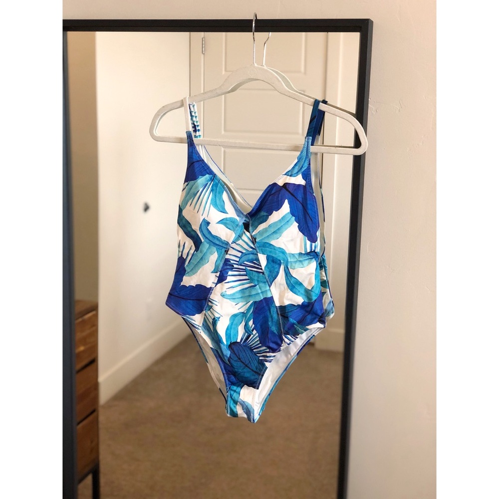 L.a. Hearts Floral One Piece Swimsuit